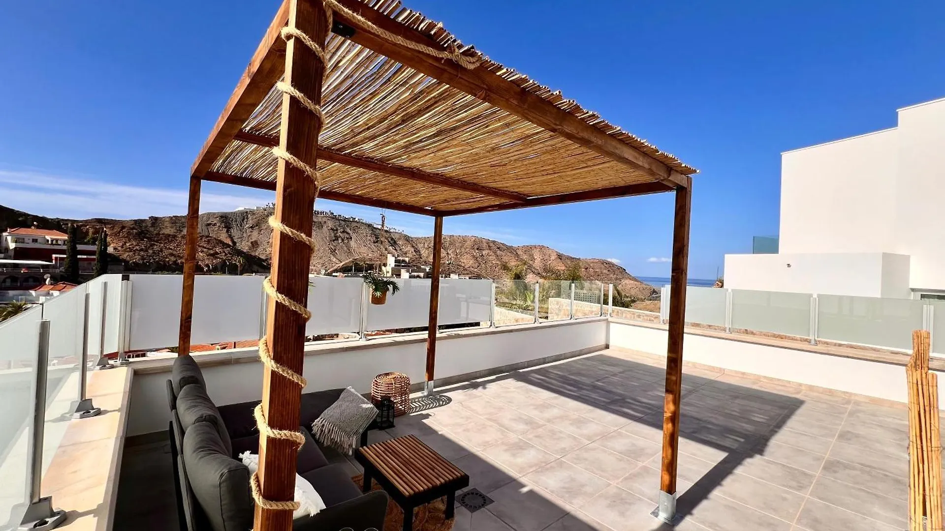 Dream Villa With Heated Pool, Rooftop & Ocean Views Mogan