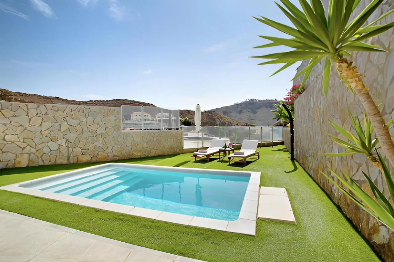 Dream Villa With Heated Pool, Rooftop & Ocean Views Mogán